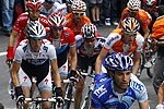 Frank und Andy Schleck w�hrend der dritten Etappe der Vuelta al Pais Vasco 2009